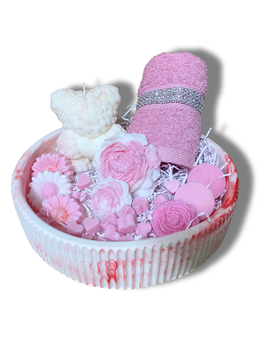 Luxury Pink Pamper Hamper | Handcrafted Soaps, Teddy Bear Candle, Wax Melts & Towel in a Decorative Bowl